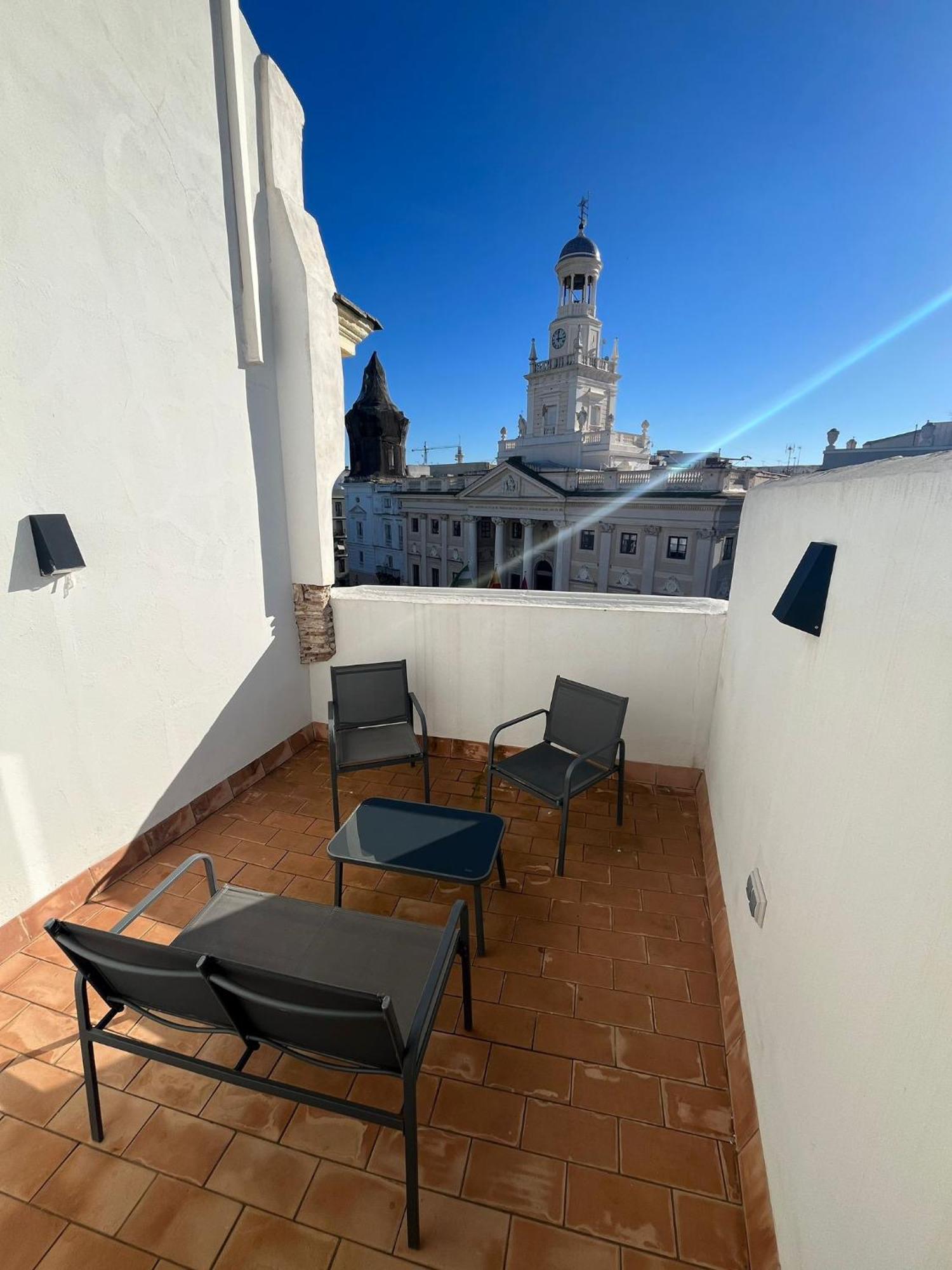 Penthouse La Plaza En Cadiz Centro Grupo Ac Gestion Lägenhet Exteriör bild