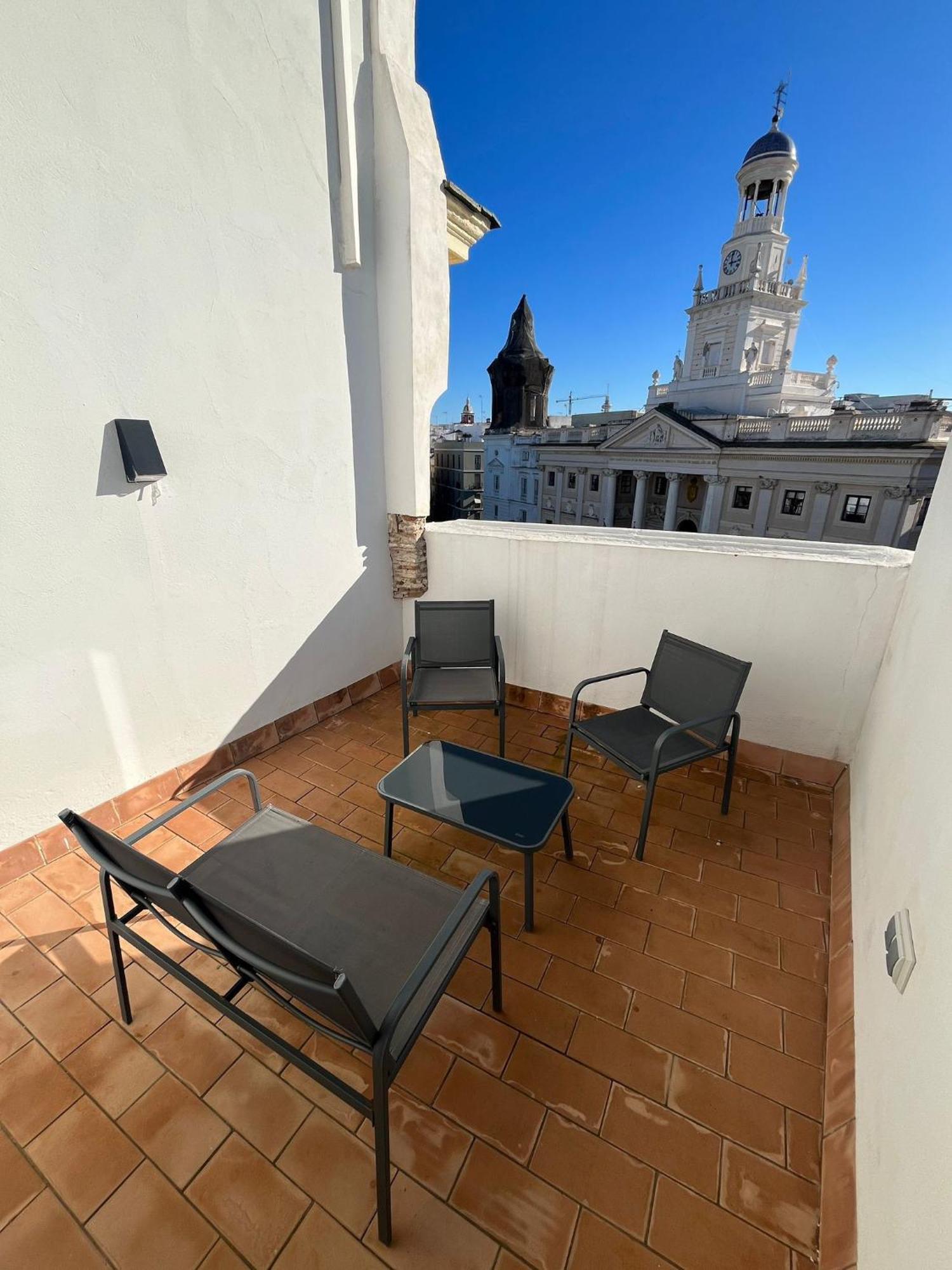 Penthouse La Plaza En Cadiz Centro Grupo Ac Gestion Lägenhet Exteriör bild